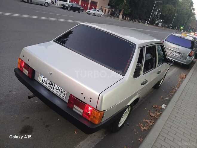 LADA (VAZ) 21099-4