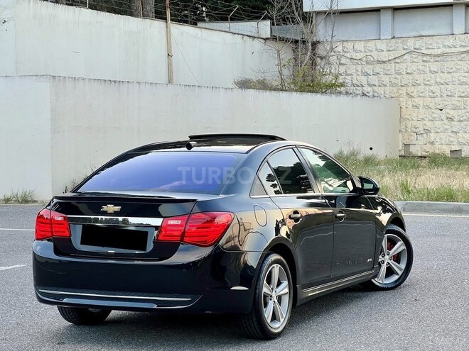 Chevrolet Cruze-10