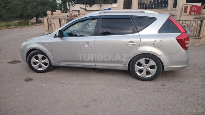 Kia Ceed SW-2