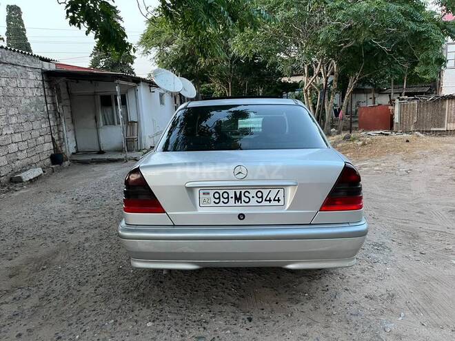 Mercedes C 180-8