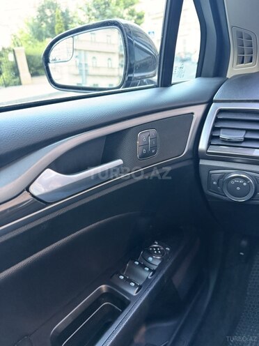 Ford Fusion (North America)-12
