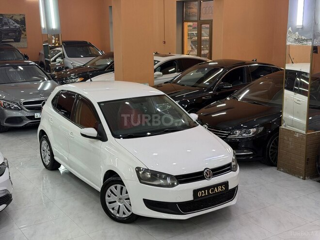 Volkswagen Polo-10