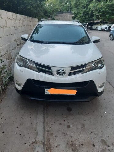 Toyota RAV4-1