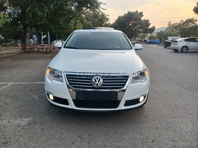 Volkswagen Passat-1