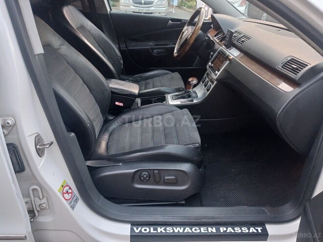 Volkswagen Passat-16
