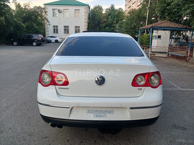 Volkswagen Passat-12