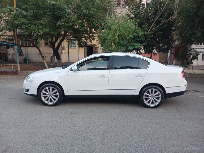 Volkswagen Passat-11