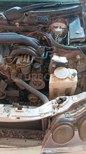 Mercedes E 200-4