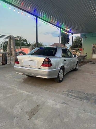 Mercedes C 180-2