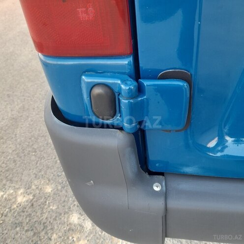 Ford Transit-11