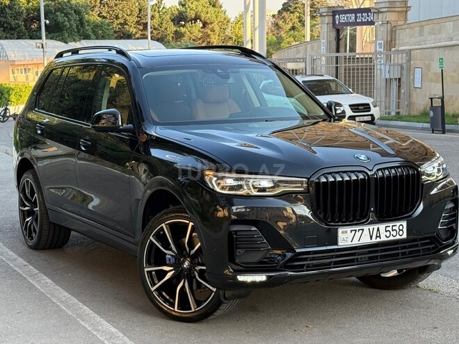 BMW X7-1