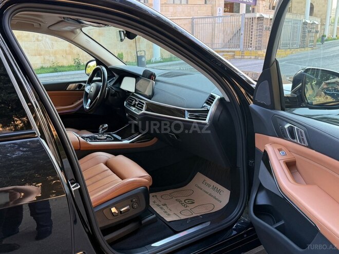 BMW X7-14