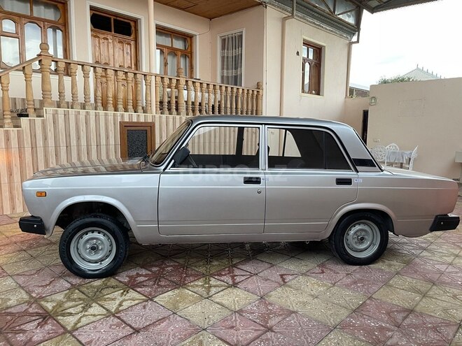 LADA (VAZ) 2107-11