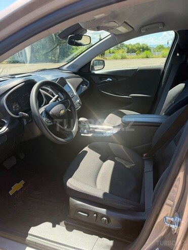 Chevrolet Malibu-7