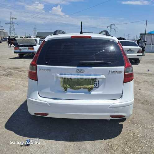 Hyundai i30-10
