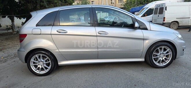 Mercedes B 170-10