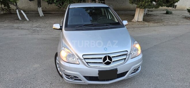 Mercedes B 170-4