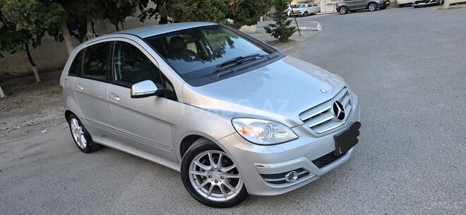 Mercedes B 170-5