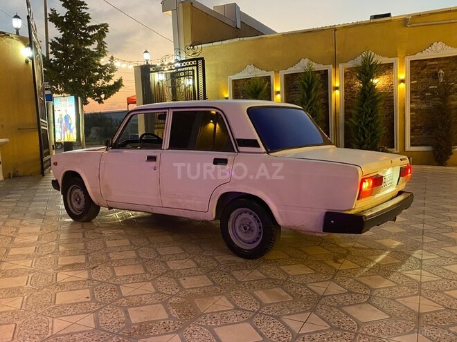 LADA (VAZ) 2107-10