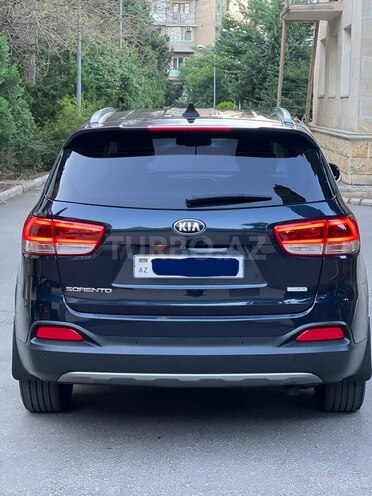 Kia Sorento-2