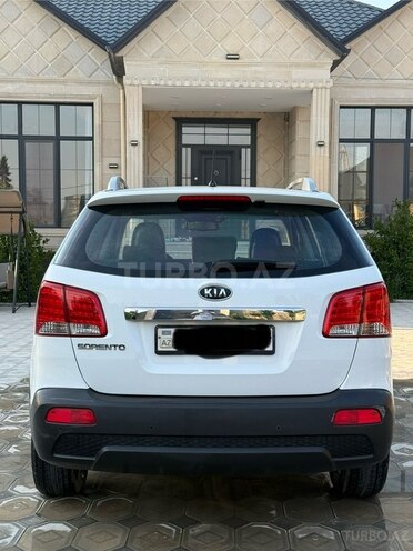 Kia Sorento-2