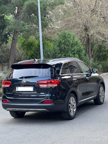 Kia Sorento-4