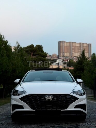 Hyundai Sonata-1