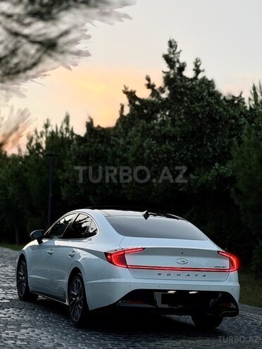 Hyundai Sonata-3