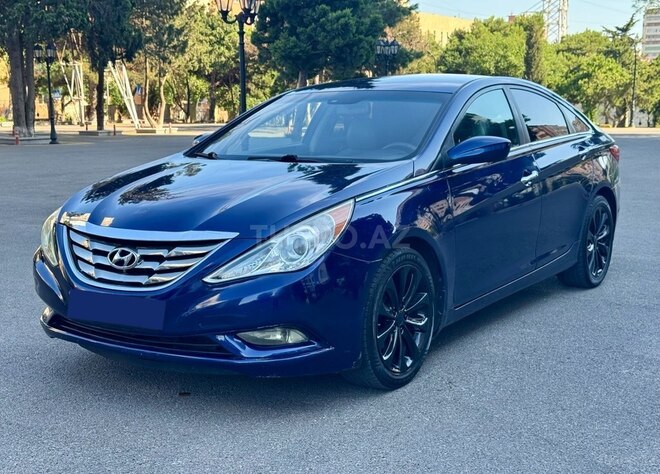 Hyundai Sonata-2