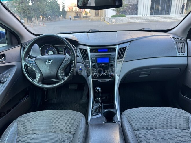 Hyundai Sonata-9
