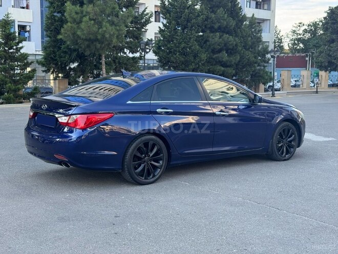 Hyundai Sonata-8