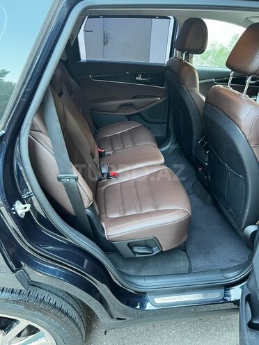 Kia Sorento-10