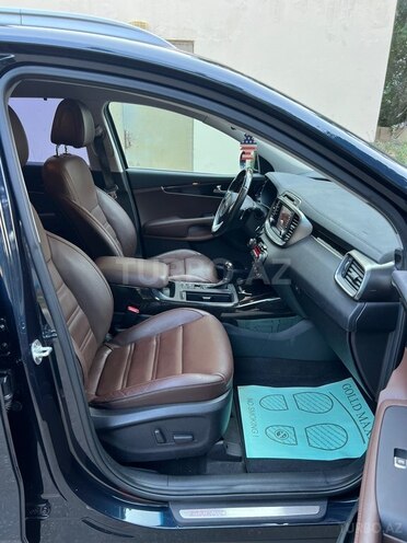 Kia Sorento-9
