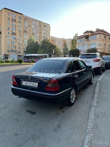 Mercedes C 180-4