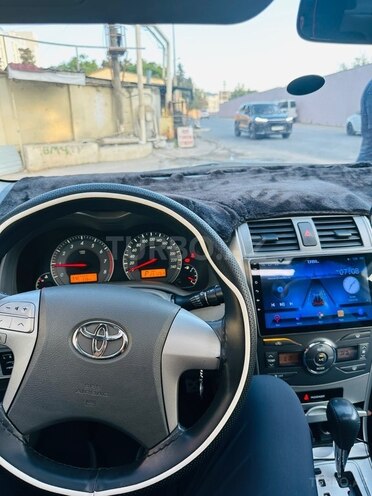 Toyota Corolla-13