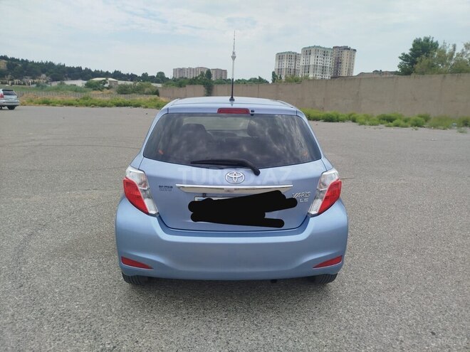 Toyota Yaris-2