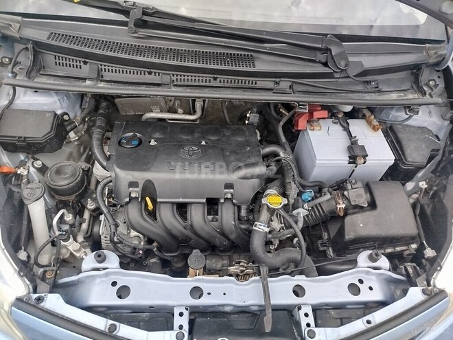Toyota Yaris-6