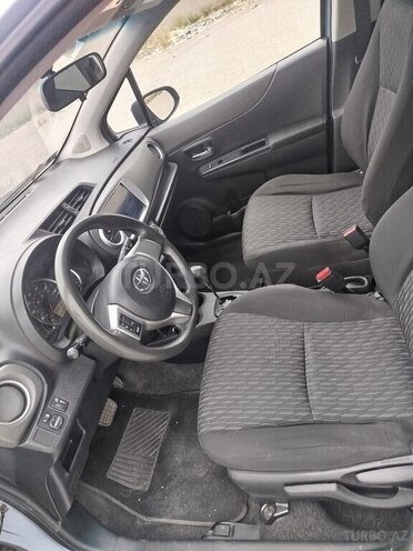 Toyota Yaris-10