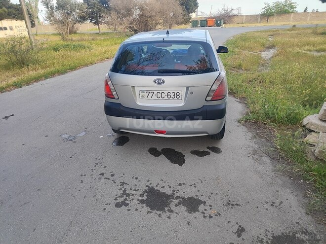 Kia Rio-3