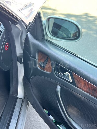 Mercedes CLK 200-11