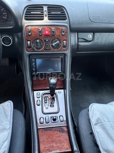 Mercedes CLK 200-13