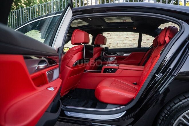 BMW 750-16