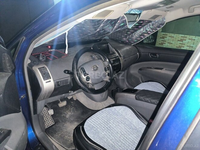 Toyota Prius-4