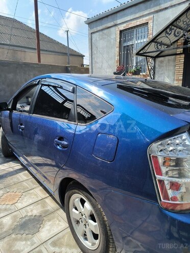 Toyota Prius-7