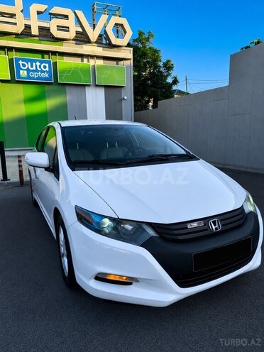 Honda Insight-3