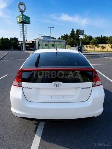 Honda Insight-8
