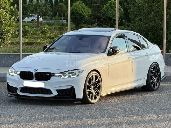 BMW 330-4