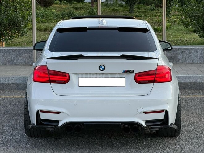 BMW 330-15