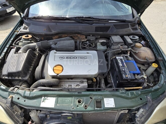 Opel Astra-10