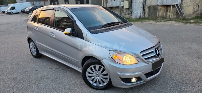 Mercedes B 170-14